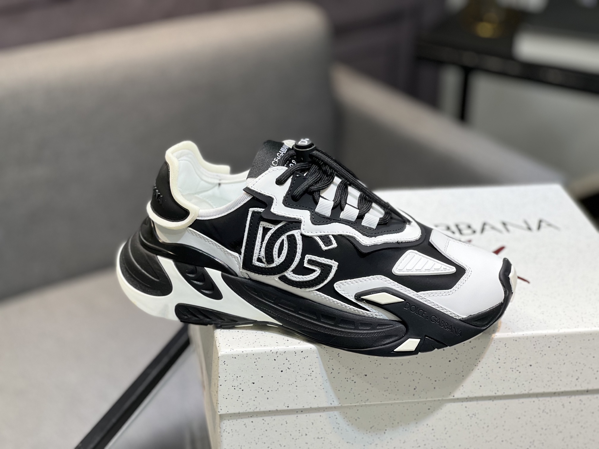 olce & Gabbana shoe